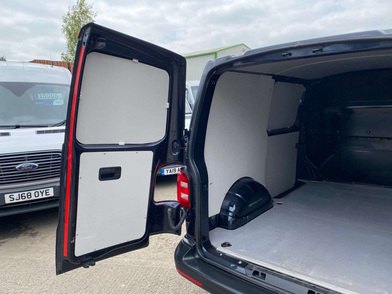 2017 VOLKSWAGEN TRANSPORTER 2017 VOLKSWAGEN TRANSPORTER