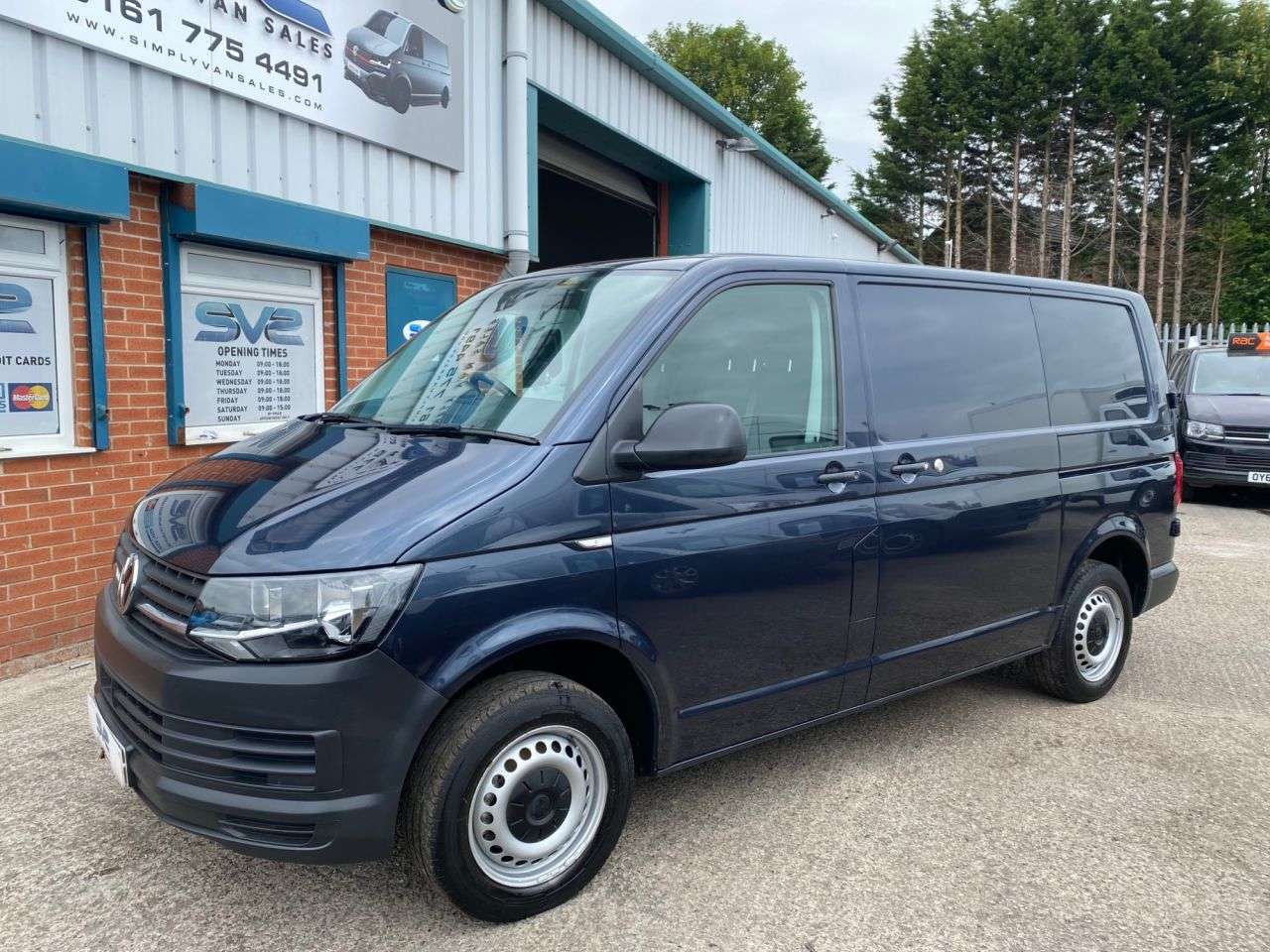 A 2017 VOLKSWAGEN TRANSPORTER T30 TDI P/V STARTLINE BMT A 2017 VOLKSWAGEN TRANSPORTER T30 TDI P/V STARTLINE BMT