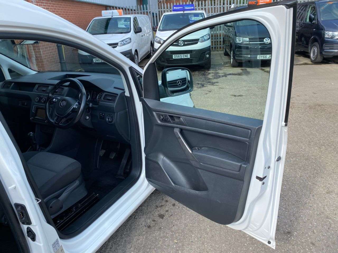 2019 VOLKSWAGEN CADDY MAXI 2019 VOLKSWAGEN CADDY MAXI