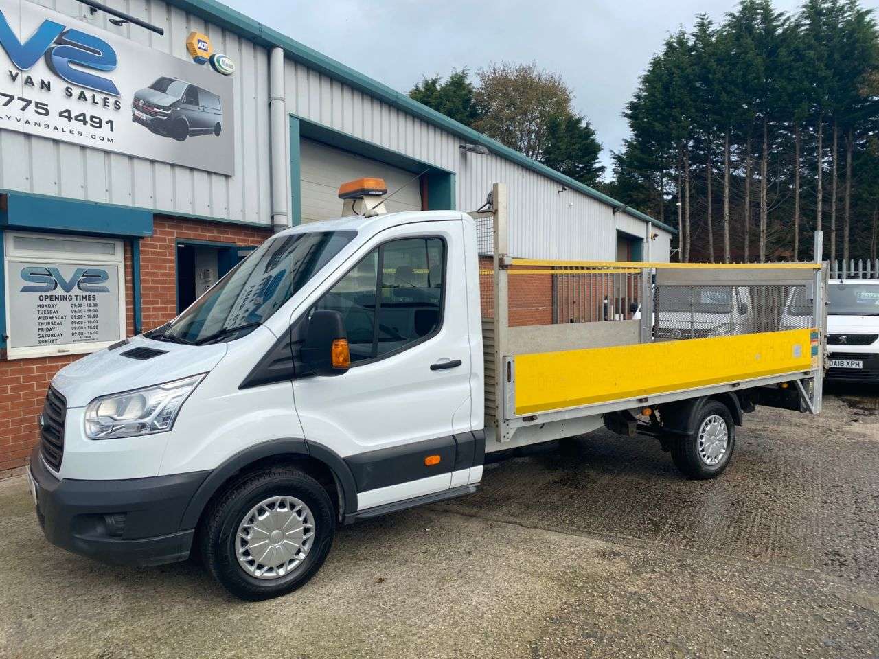 A 2016 FORD TRANSIT 350 C/C SRW A 2016 FORD TRANSIT 350 C/C SRW