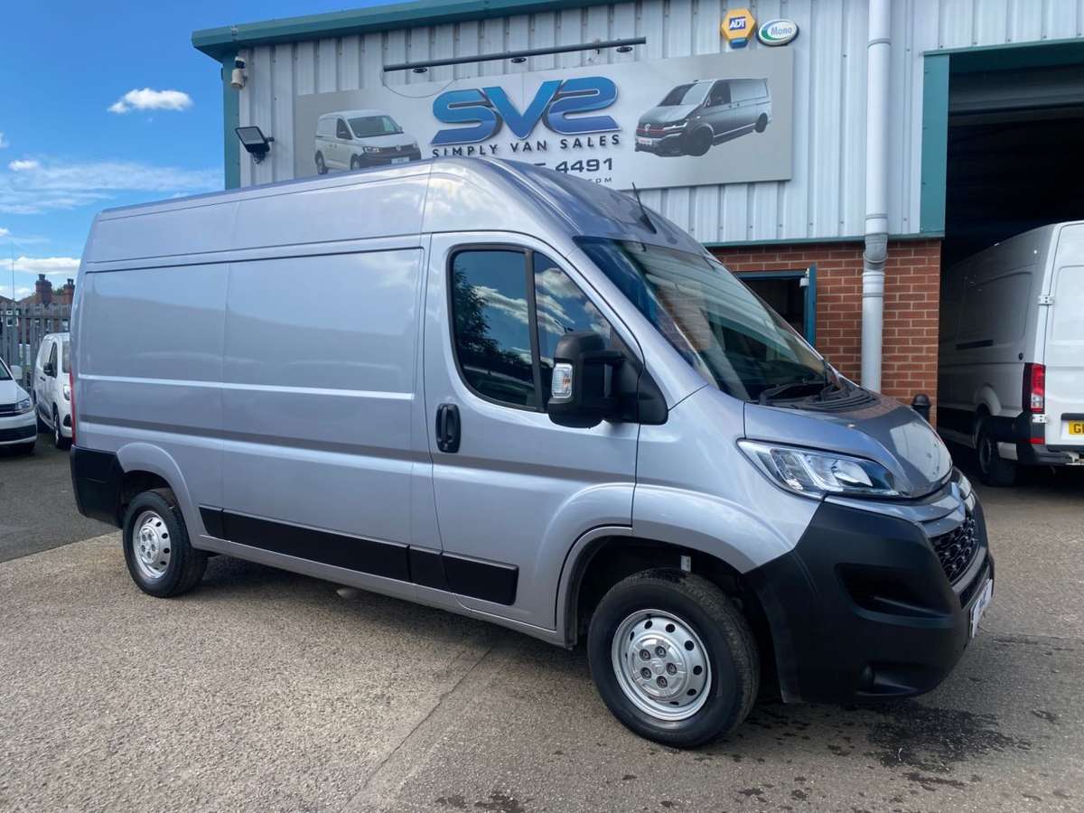 Check out this Citroen Relay 2022 Diesel Manual