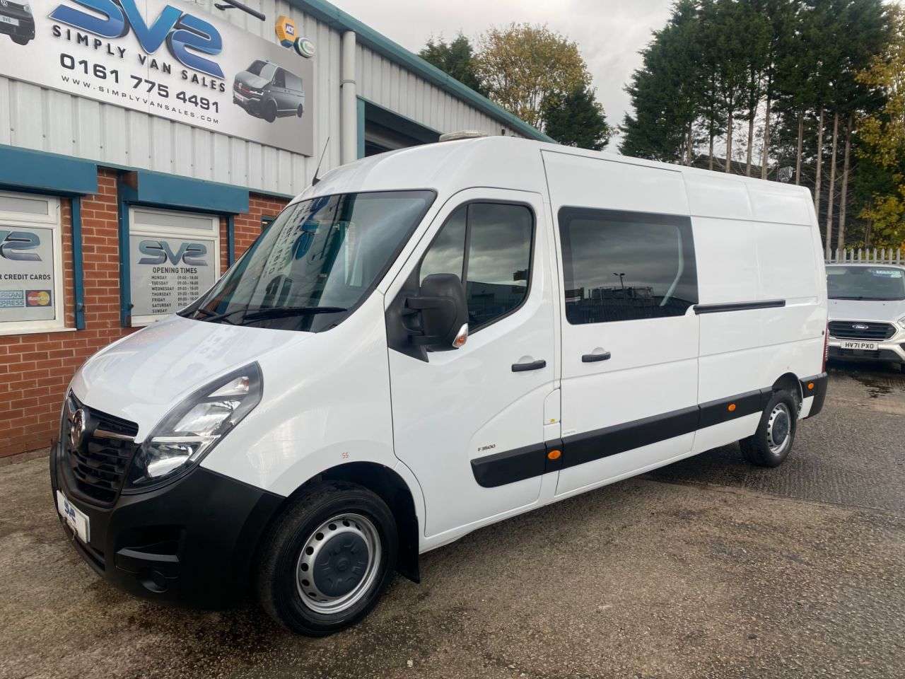 A 2020 VAUXHALL MOVANO 2.3 CDTi L3 H2 LWB *AIR CON* EXTRA 4TH SEAT 84K 240V POWER SUPPLYR *** FREE A 2020 VAUXHALL MOVANO 2.3 CDTi L3 H2 LWB *AIR CON* EXTRA 4TH SEAT 84K 240V POWER SUPPLYR *** FREE