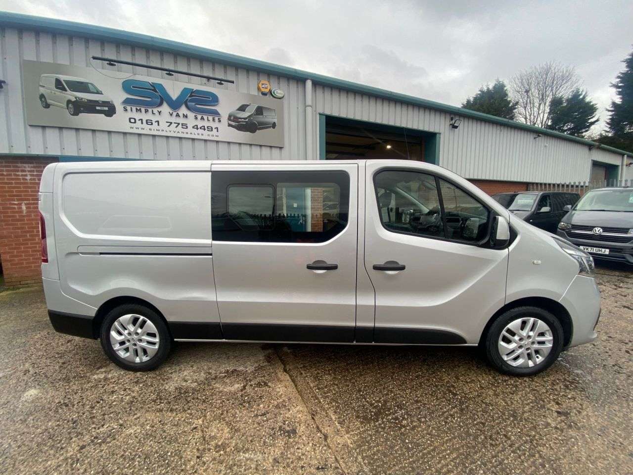 2019 RENAULT TRAFIC 2019 RENAULT TRAFIC
