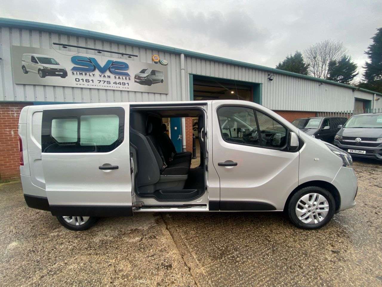 2019 RENAULT TRAFIC 2019 RENAULT TRAFIC