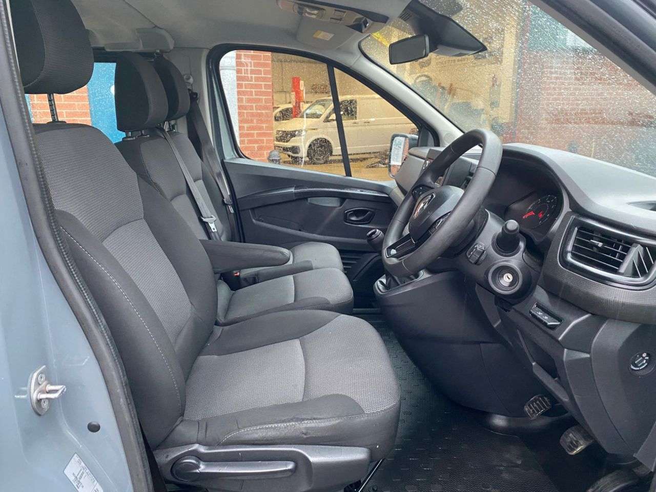 2022 RENAULT TRAFIC 2022 RENAULT TRAFIC