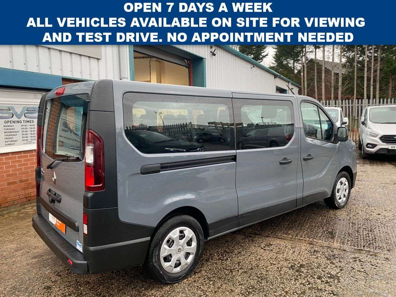 2022 RENAULT TRAFIC 2022 RENAULT TRAFIC