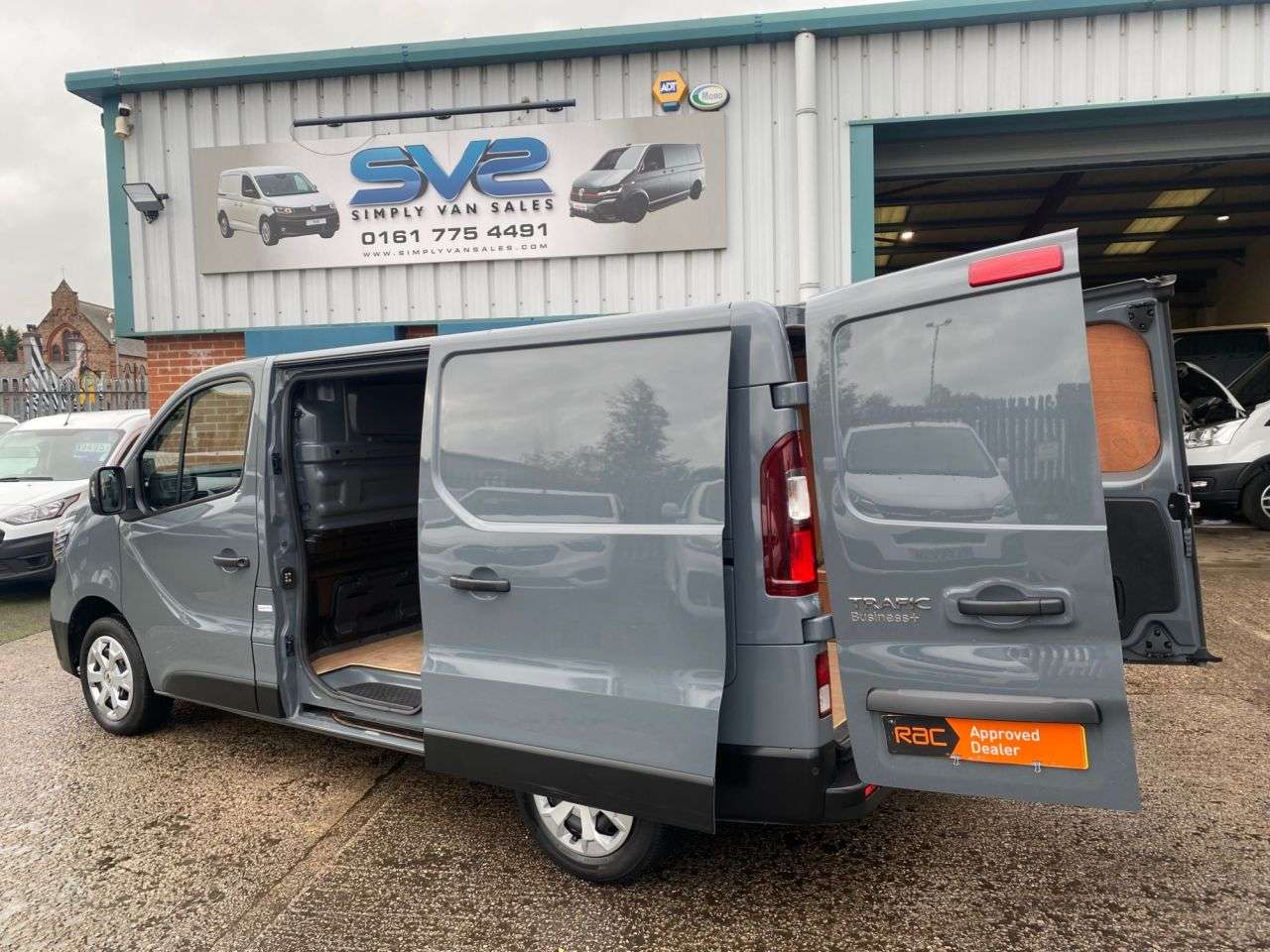 2022 RENAULT TRAFIC 2022 RENAULT TRAFIC