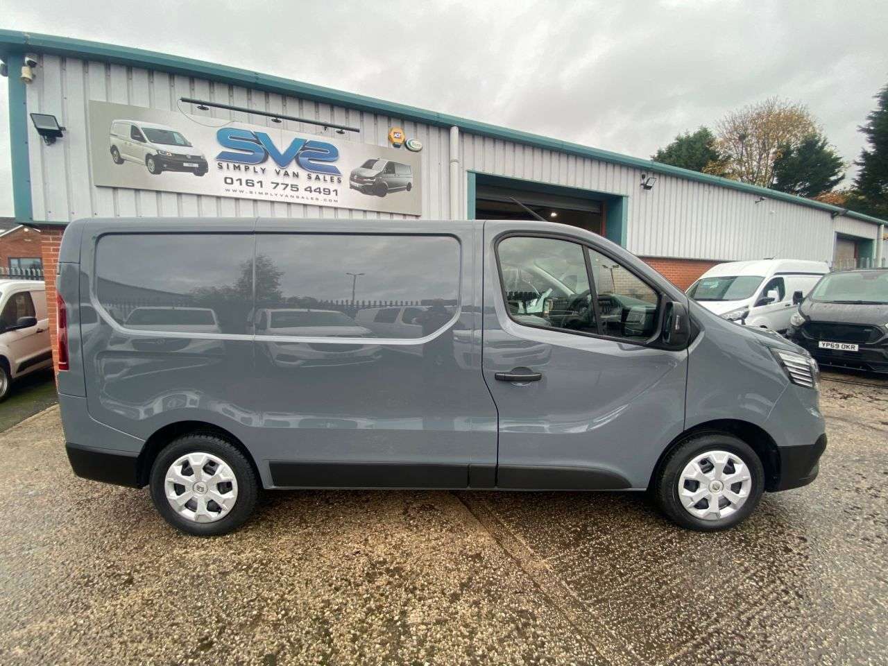 2022 RENAULT TRAFIC 2022 RENAULT TRAFIC