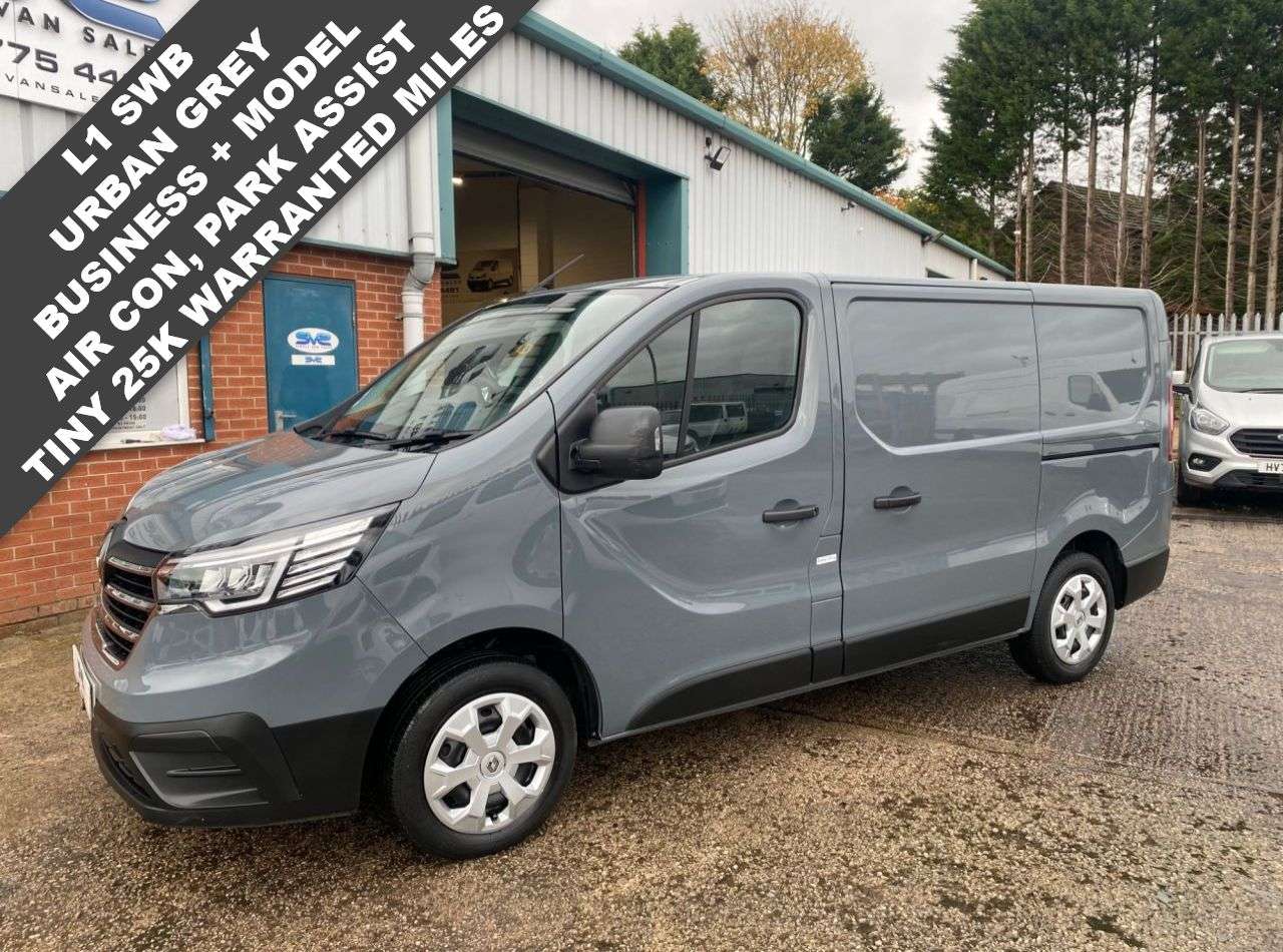 A 2022 RENAULT TRAFIC 2.0 DCI BLUE L1 SWB EURO 6 GREY BUSINESS + TINY 25K AIRCON *** FREE MAINLAN A 2022 RENAULT TRAFIC 2.0 DCI BLUE L1 SWB EURO 6 GREY BUSINESS + TINY 25K AIRCON *** FREE MAINLAN