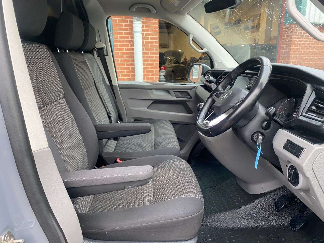 2021 VOLKSWAGEN TRANSPORTER 2021 VOLKSWAGEN TRANSPORTER