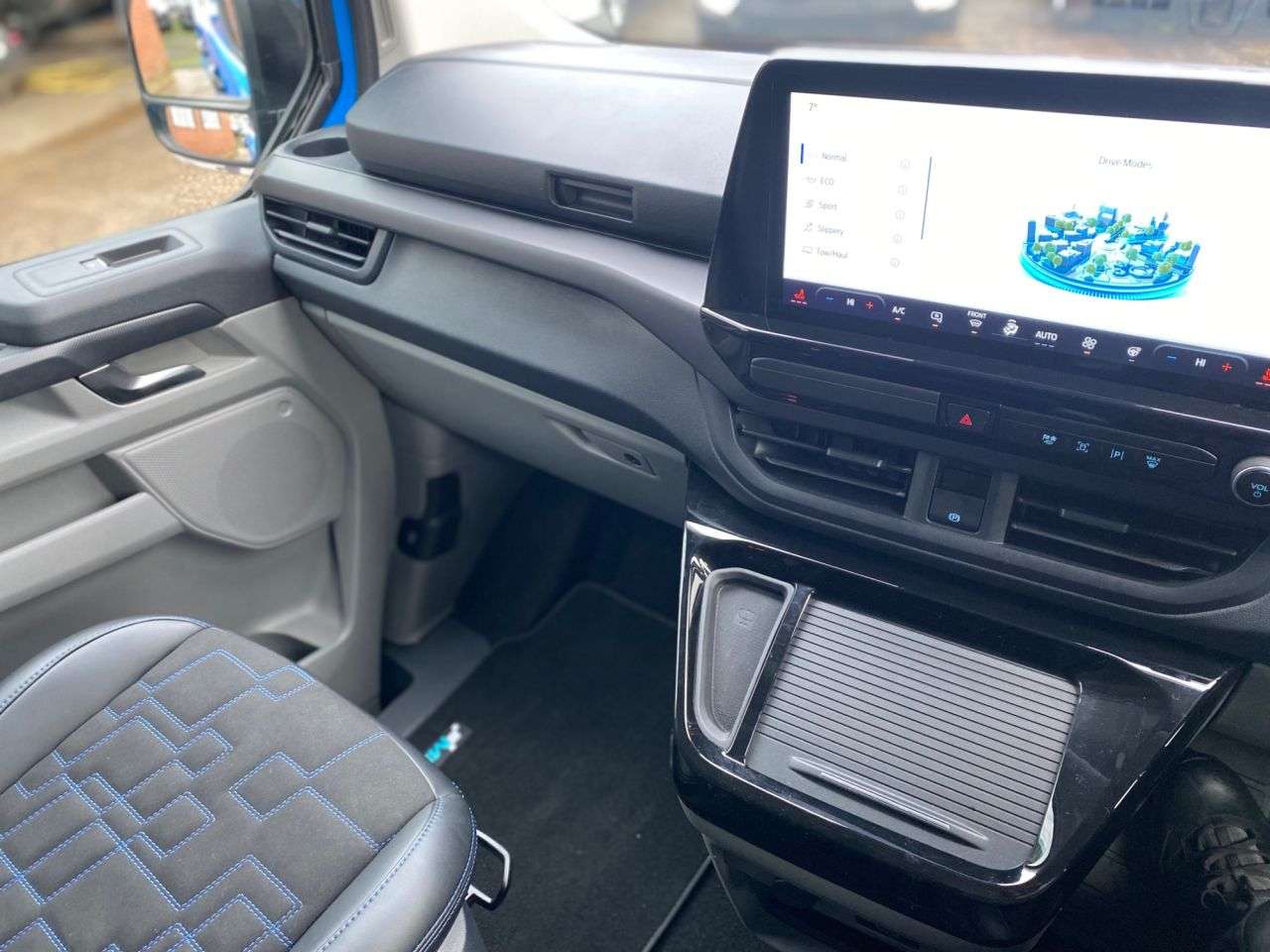 2025 FORD TRANSIT CUSTOM 2025 FORD TRANSIT CUSTOM