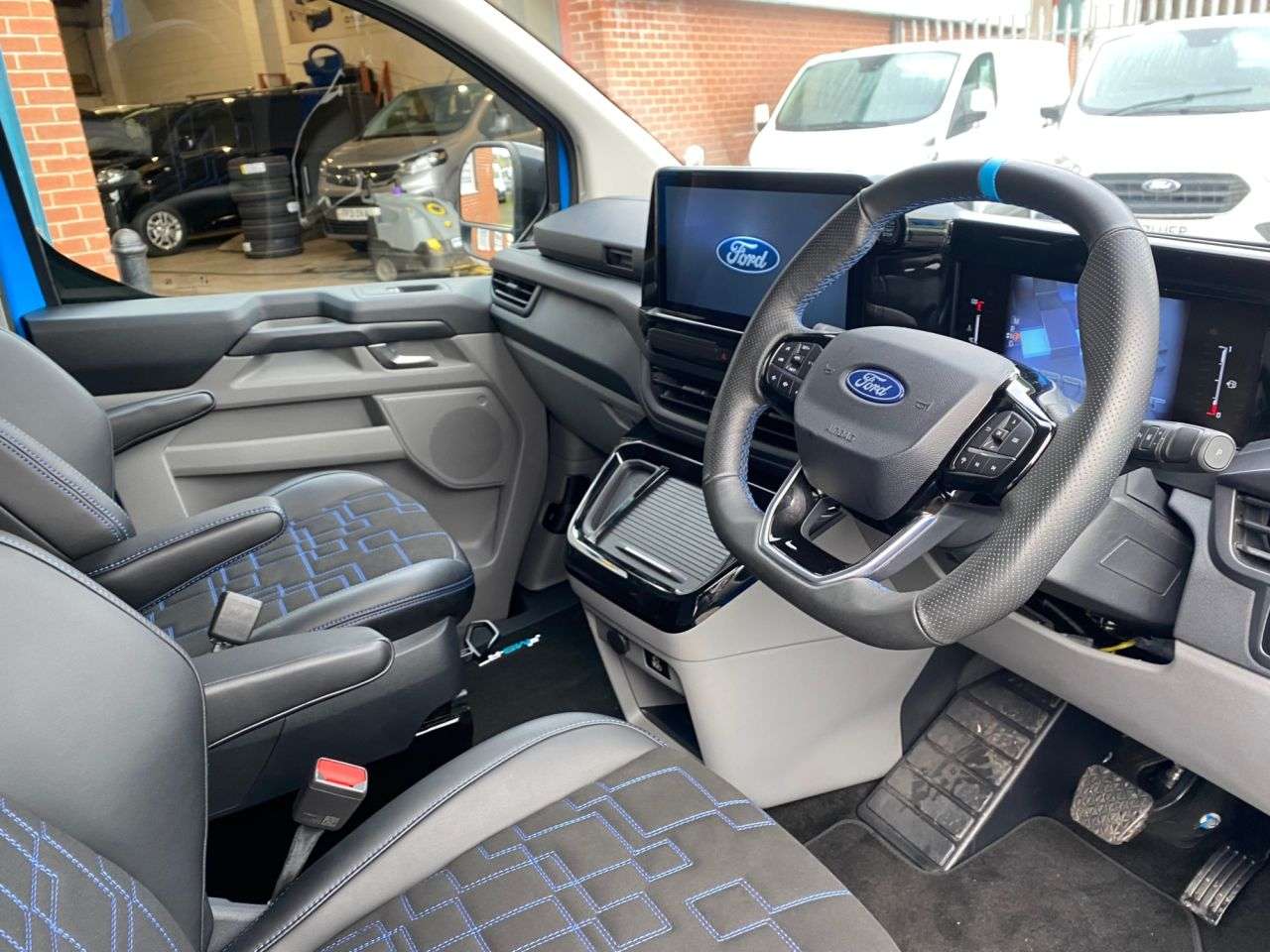 2025 FORD TRANSIT CUSTOM 2025 FORD TRANSIT CUSTOM