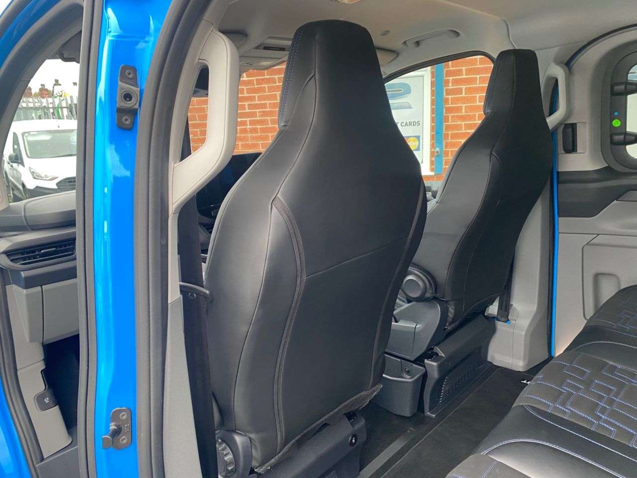 2025 FORD TRANSIT CUSTOM 2025 FORD TRANSIT CUSTOM