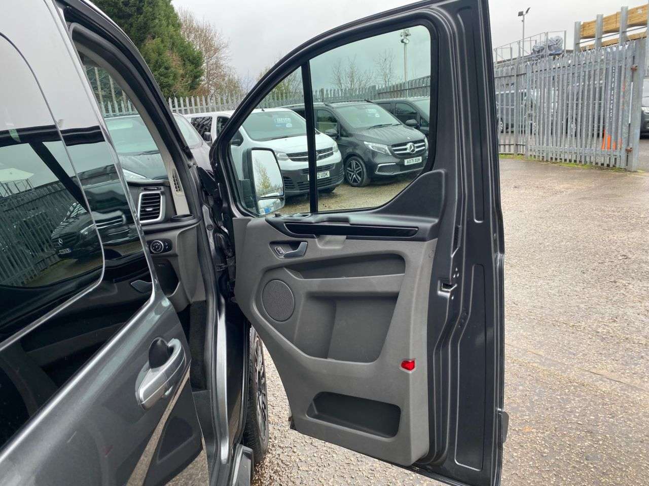 2023 FORD TRANSIT CUSTOM 2023 FORD TRANSIT CUSTOM