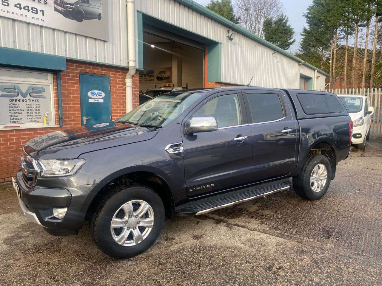 A 2021 FORD RANGER 2.0 5 SEAT AUTO 4WD LIMITED DOUBLE CAB PICK UP 4X4 72K MILES *** FREE MAINL A 2021 FORD RANGER 2.0 5 SEAT AUTO 4WD LIMITED DOUBLE CAB PICK UP 4X4 72K MILES *** FREE MAINL