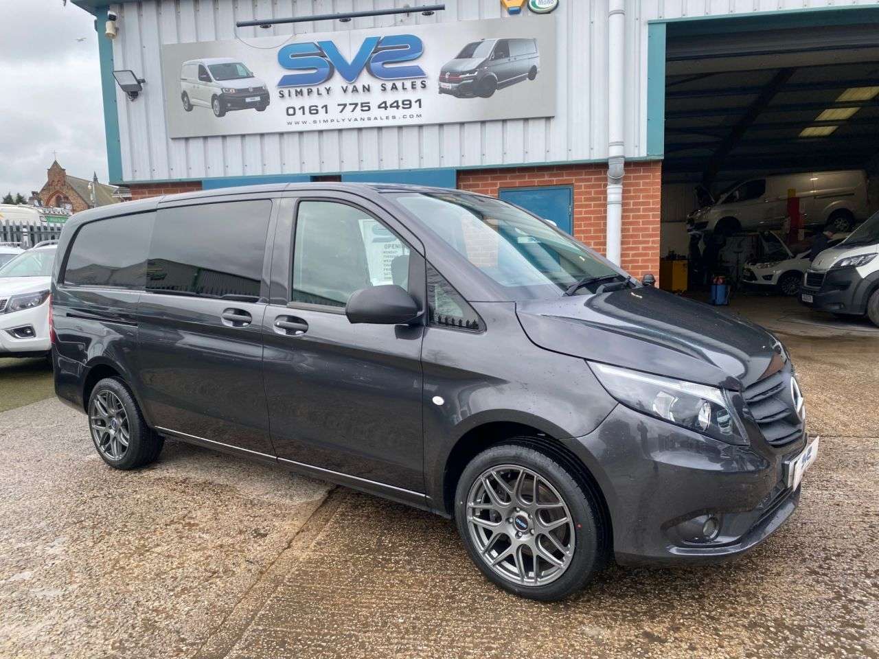 A 2021 MERCEDES-BENZ VITO 2.0 CDI 5 SEAT PROGRESSIVE AUTOMATIC CREW VAN 140BHP 34K MILES A 2021 MERCEDES-BENZ VITO 2.0 CDI 5 SEAT PROGRESSIVE AUTOMATIC CREW VAN 140BHP 34K MILES