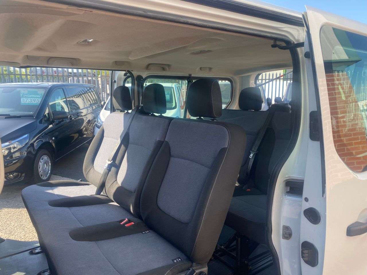 2017 VAUXHALL VIVARO 2017 VAUXHALL VIVARO