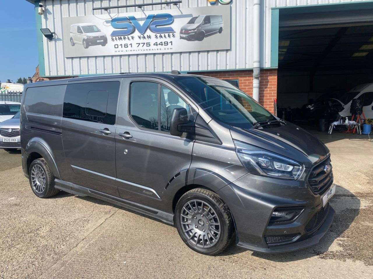 A 2021 FORD TRANSIT CUSTOM MS-RT 5 SEAT L2 LWB AUTOMATIC CREW VAN 76K * NO VAT TO PAY * A 2021 FORD TRANSIT CUSTOM MS-RT 5 SEAT L2 LWB AUTOMATIC CREW VAN 76K * NO VAT TO PAY *