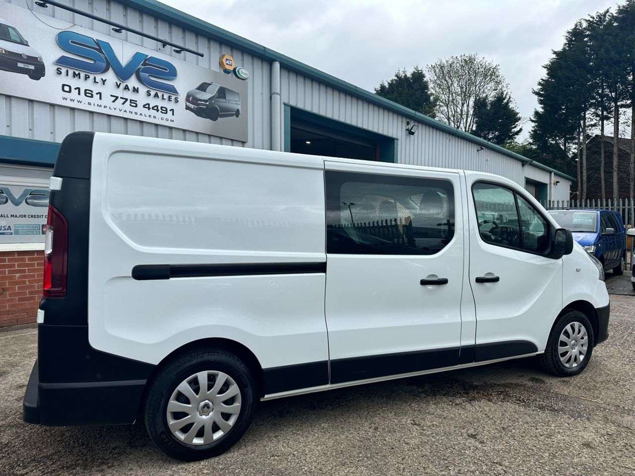 2021 RENAULT TRAFIC 2021 RENAULT TRAFIC