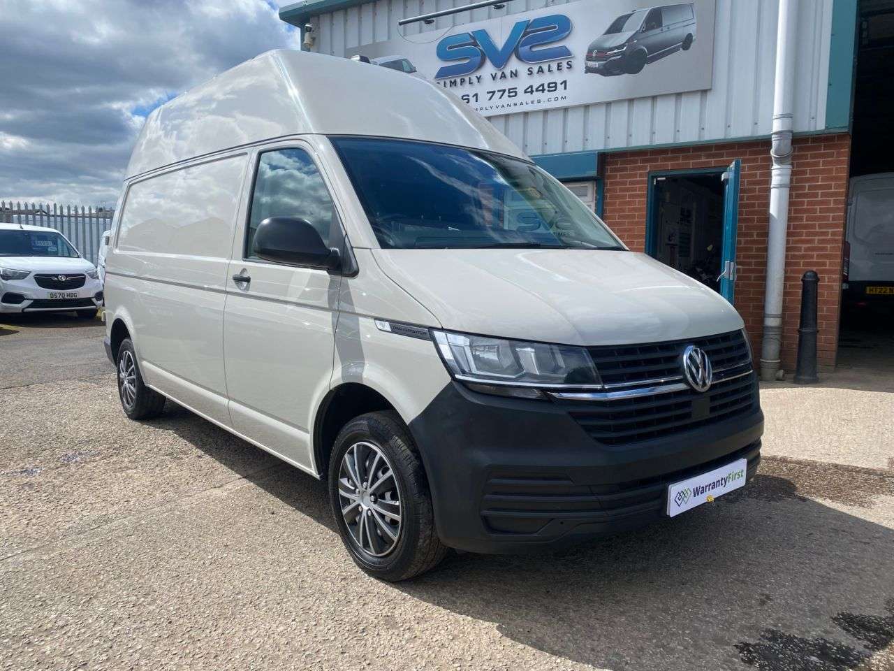 A 2021 VOLKSWAGEN TRANSPORTER 2.0 TDI T32 LWB HIGH ROOF IN ASCOT GREY, 1 OWNER FVWSH 73K, IDEAL CAMPER VA A 2021 VOLKSWAGEN TRANSPORTER 2.0 TDI T32 LWB HIGH ROOF IN ASCOT GREY, 1 OWNER FVWSH 73K, IDEAL CAMPER VA