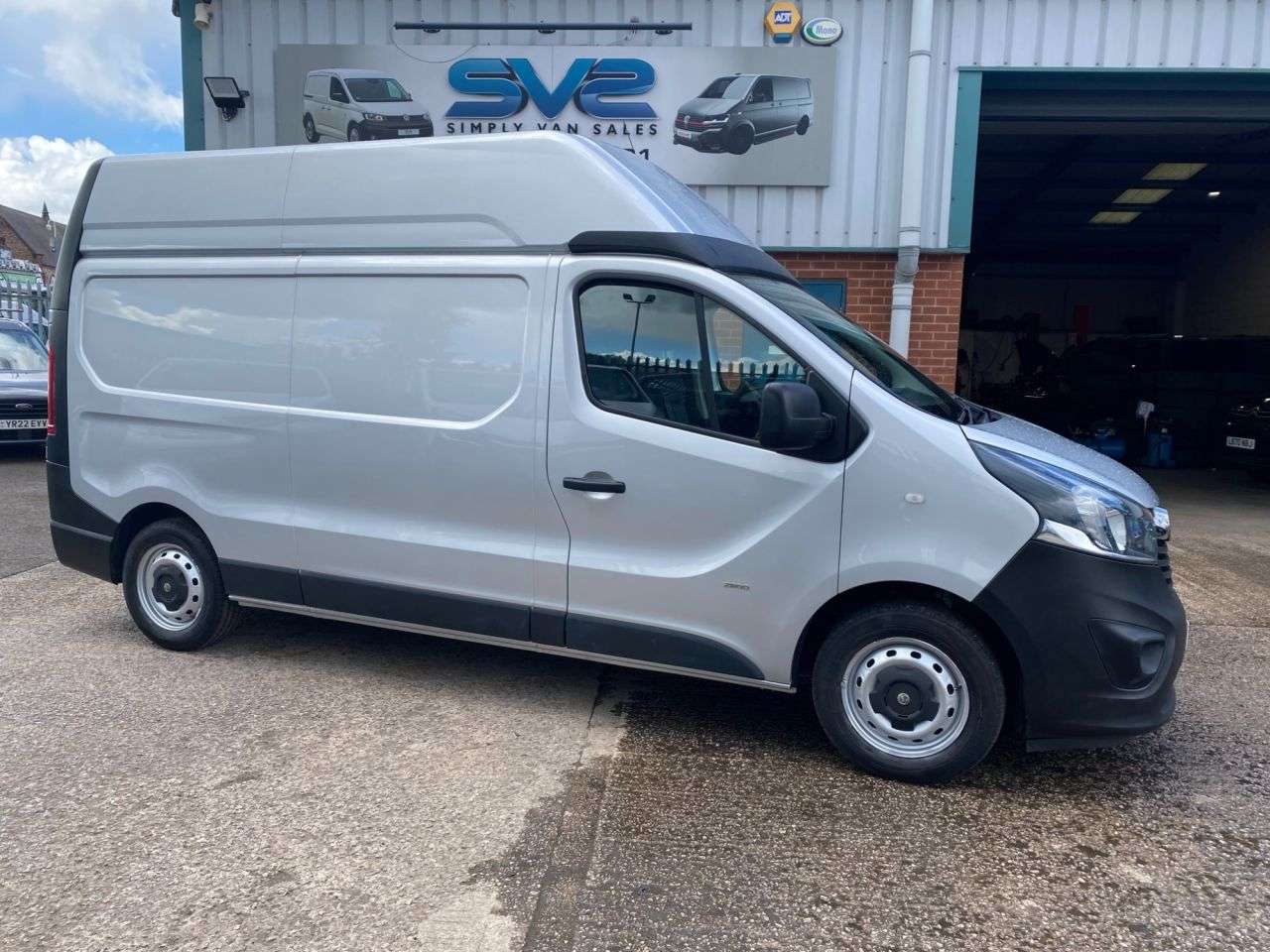 2018 VAUXHALL VIVARO 2018 VAUXHALL VIVARO