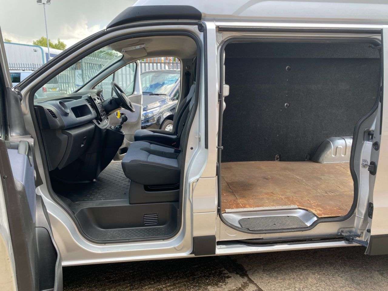 2018 VAUXHALL VIVARO 2018 VAUXHALL VIVARO