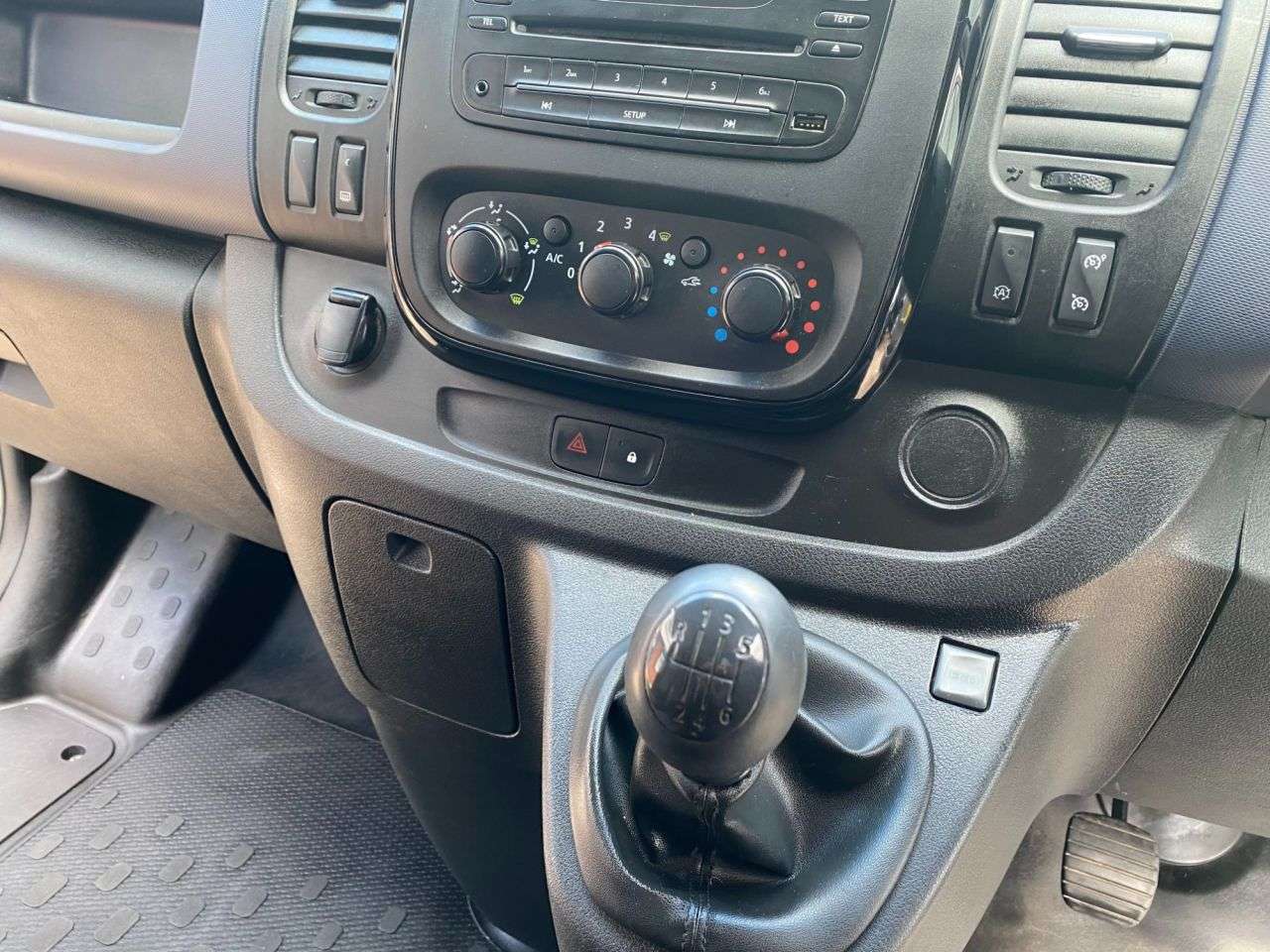 2018 VAUXHALL VIVARO 2018 VAUXHALL VIVARO