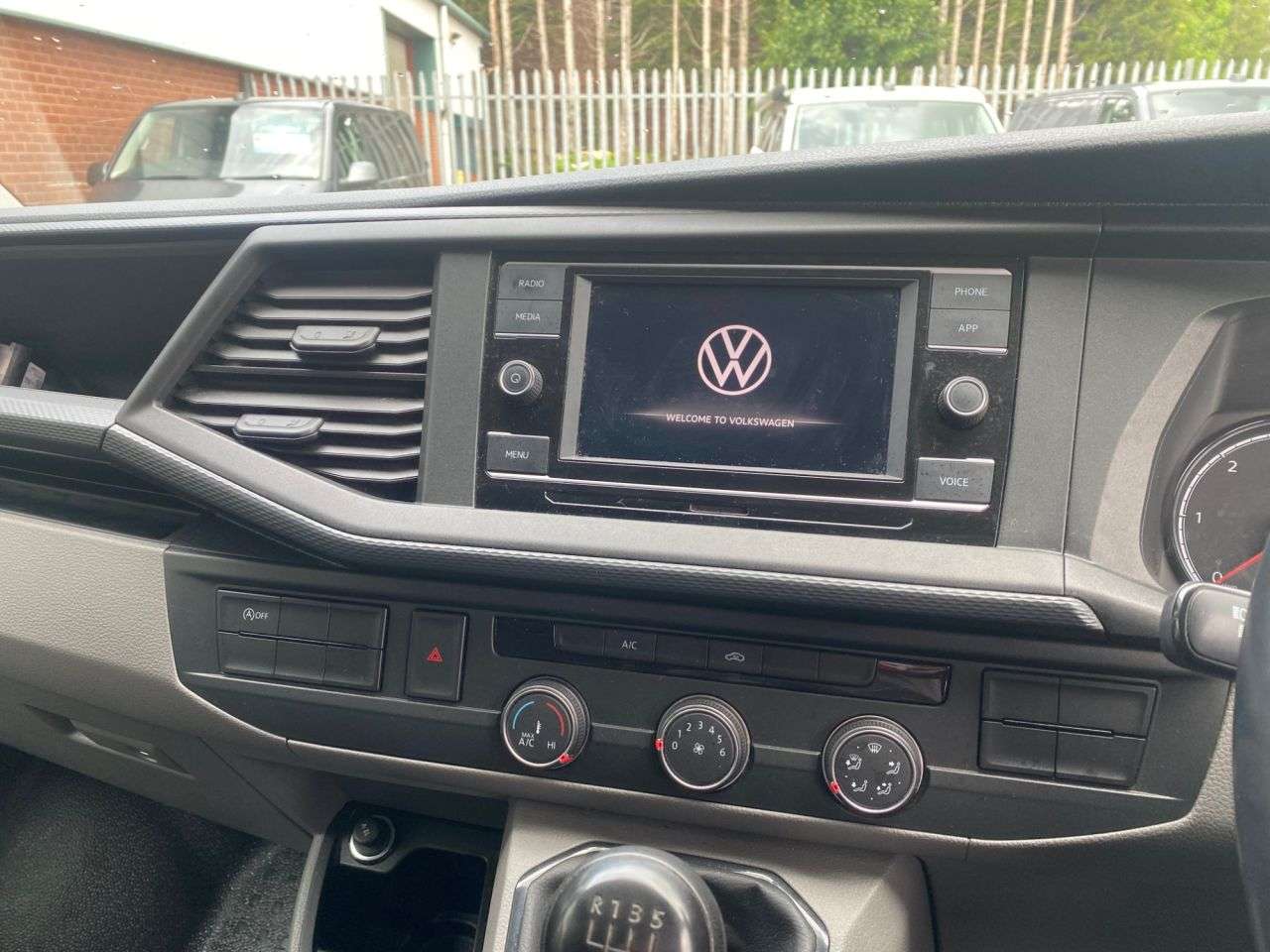 2021 VOLKSWAGEN TRANSPORTER 2021 VOLKSWAGEN TRANSPORTER