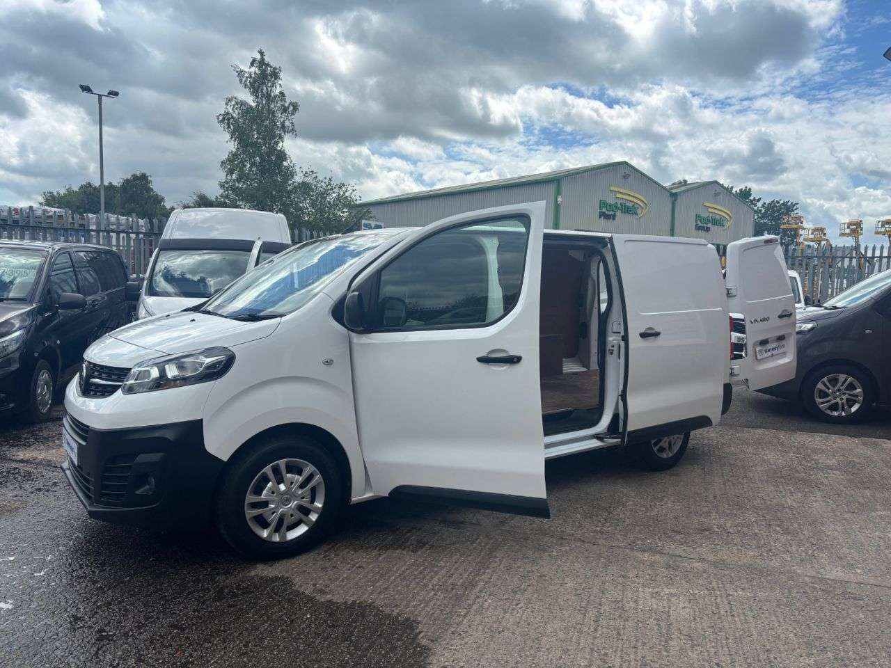 2019 VAUXHALL VIVARO 2019 VAUXHALL VIVARO