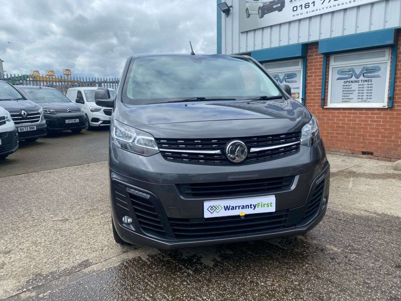 A 2021 VAUXHALL VIVARO 1.5 Turbo D GRIFFIN L1 H1 EURO6 (120 bhp) LOW 19K MILES TOP OF RANGE WITH N A 2021 VAUXHALL VIVARO 1.5 Turbo D GRIFFIN L1 H1 EURO6 (120 bhp) LOW 19K MILES TOP OF RANGE WITH N