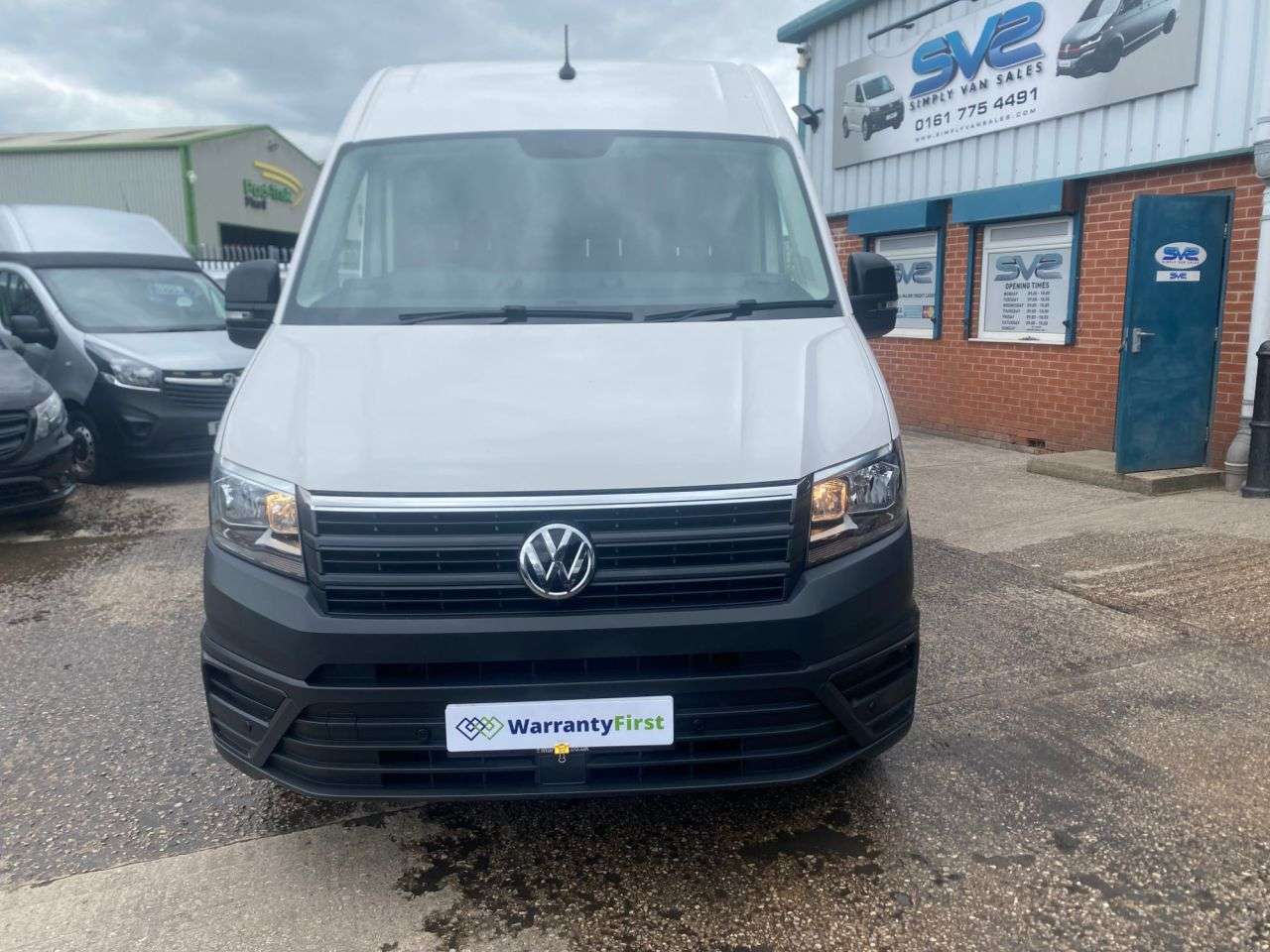 A 2022 VOLKSWAGEN CRAFTER 2.0 TDI CR35 TRENDLINE LWB HIGH ROOF EURO 6 (140bhp) TOP SPEC A 2022 VOLKSWAGEN CRAFTER 2.0 TDI CR35 TRENDLINE LWB HIGH ROOF EURO 6 (140bhp) TOP SPEC