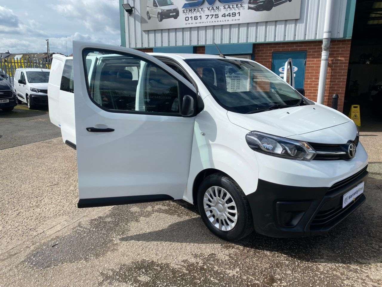 2020 TOYOTA PROACE 2020 TOYOTA PROACE