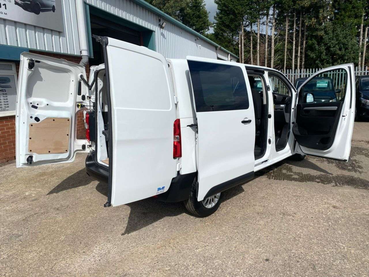 2020 TOYOTA PROACE 2020 TOYOTA PROACE