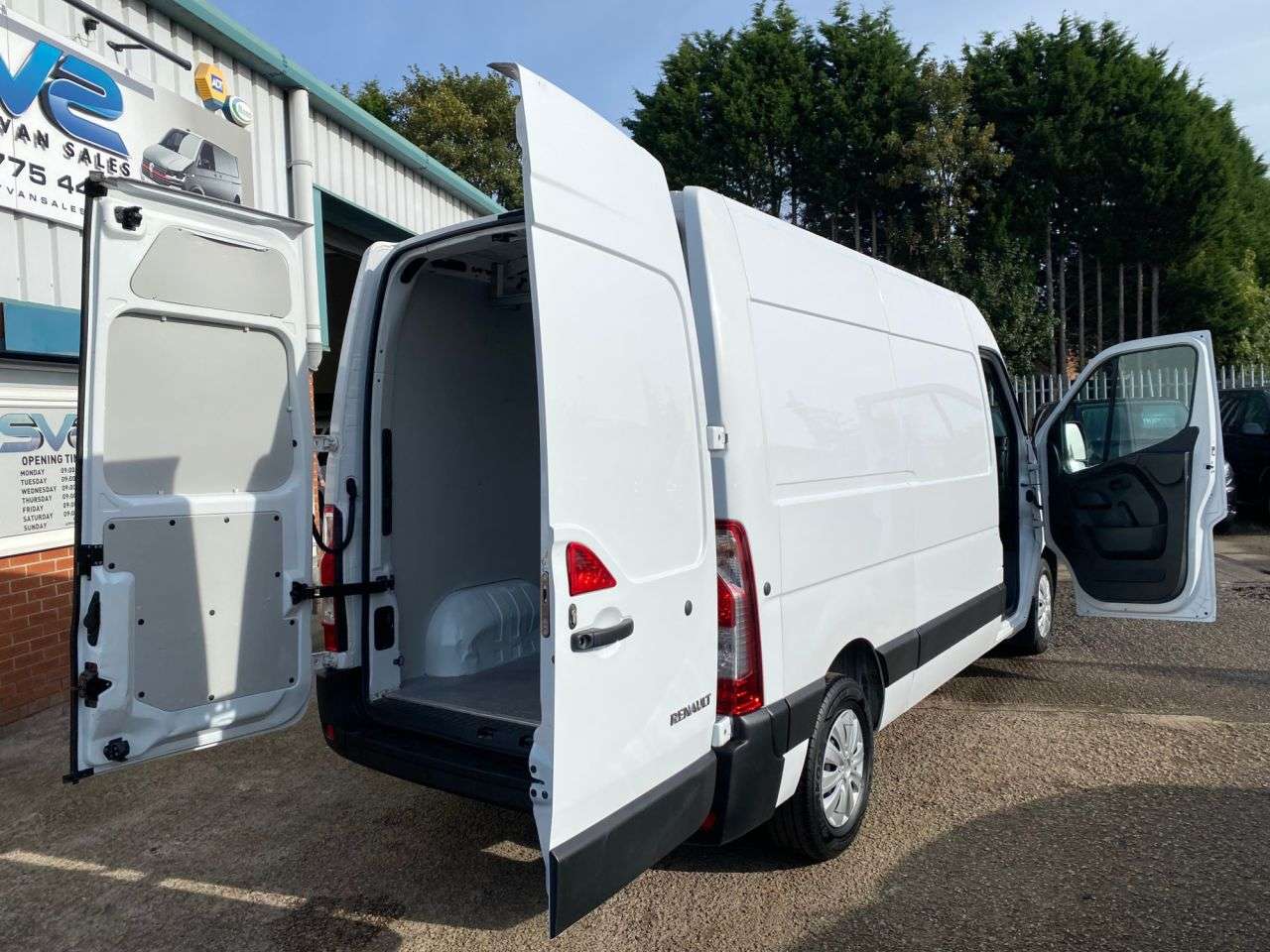 2021 RENAULT MASTER 2021 RENAULT MASTER