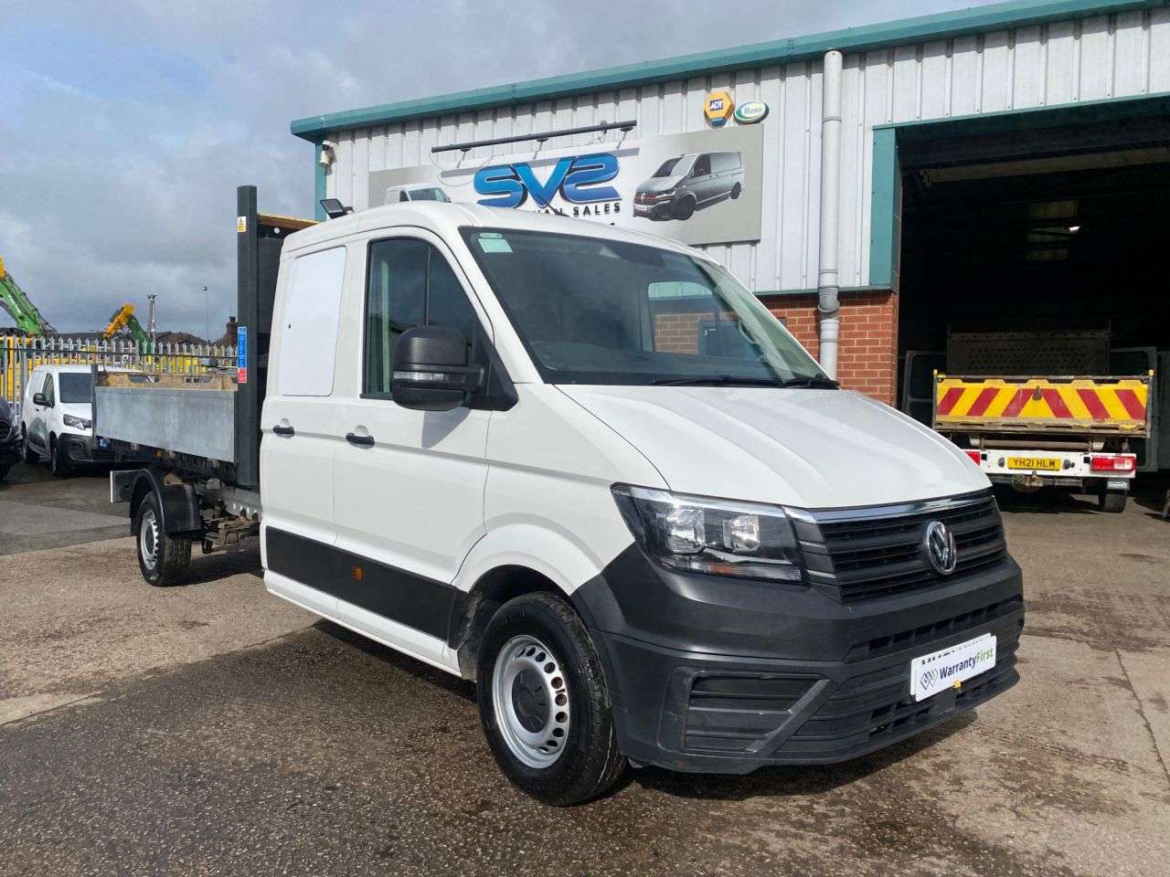 A 2021 VOLKSWAGEN CRAFTER DOUBLE / CREW CAB TIPPER RWD LWB EURO 6 (ETG) 140bhp LIGHT WEIGHT ALLOY BOD A 2021 VOLKSWAGEN CRAFTER DOUBLE / CREW CAB TIPPER RWD LWB EURO 6 (ETG) 140bhp LIGHT WEIGHT ALLOY BOD