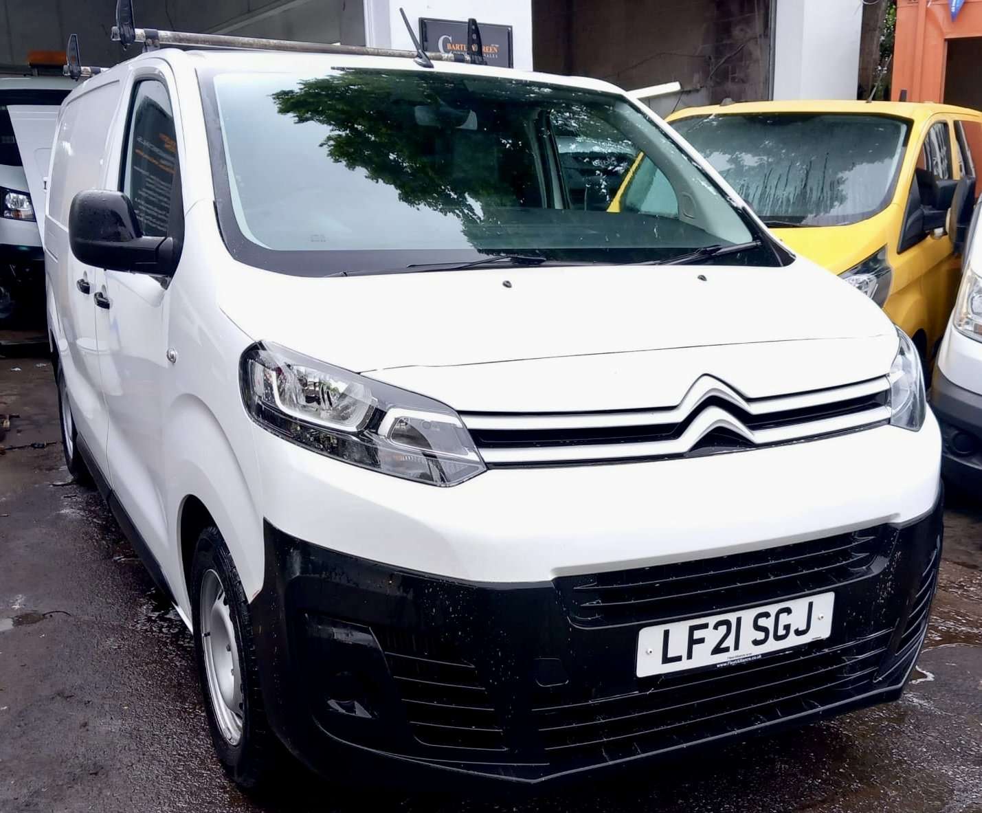 A 2021 CITROEN DISPATCH 1.5 BlueHDi 1000 Enterprise M A 2021 CITROEN DISPATCH 1.5 BlueHDi 1000 Enterprise M