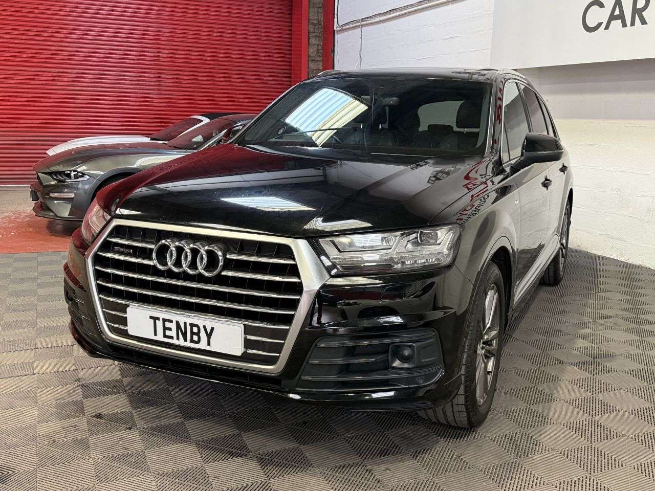 A 2015 AUDI Q7 3.0 TDI QUATTRO S LINE 5d 269 BHP A 2015 AUDI Q7 3.0 TDI QUATTRO S LINE 5d 269 BHP
