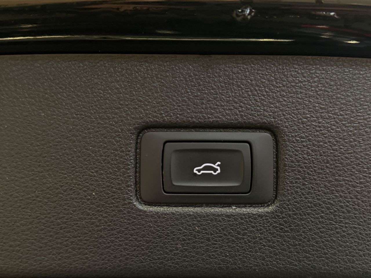 2015 AUDI Q7 2015 AUDI Q7