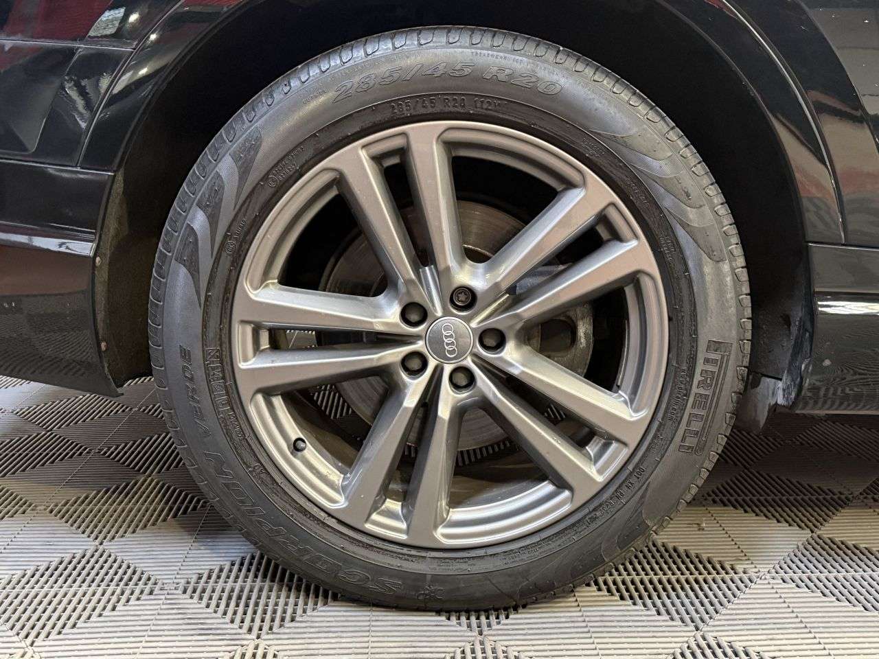 2015 AUDI Q7 2015 AUDI Q7