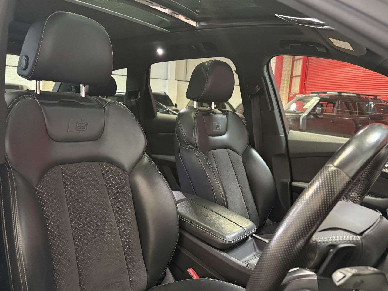 2015 AUDI Q7 2015 AUDI Q7