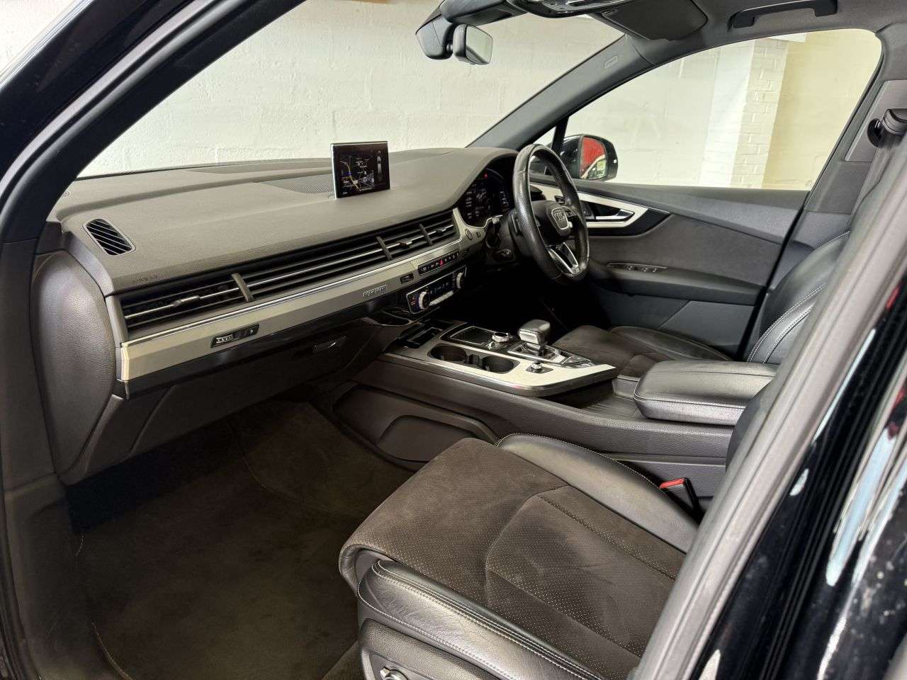2015 AUDI Q7 2015 AUDI Q7