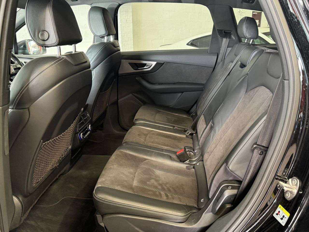 2015 AUDI Q7 2015 AUDI Q7