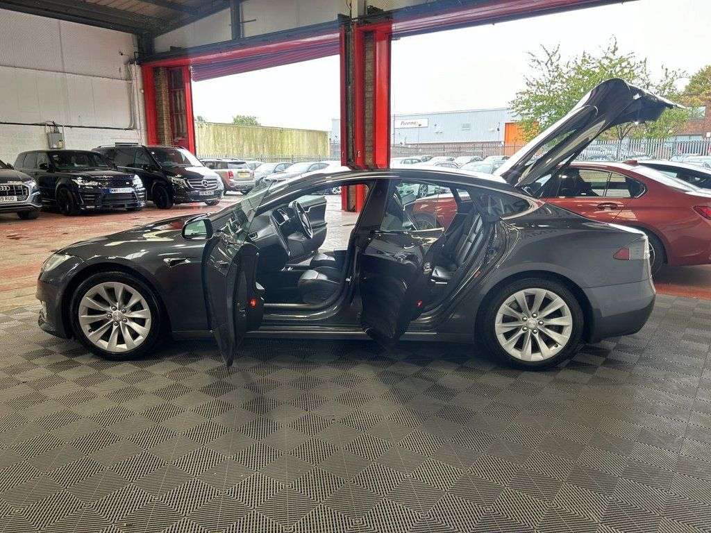 2018 TESLA MODEL S 2018 TESLA MODEL S