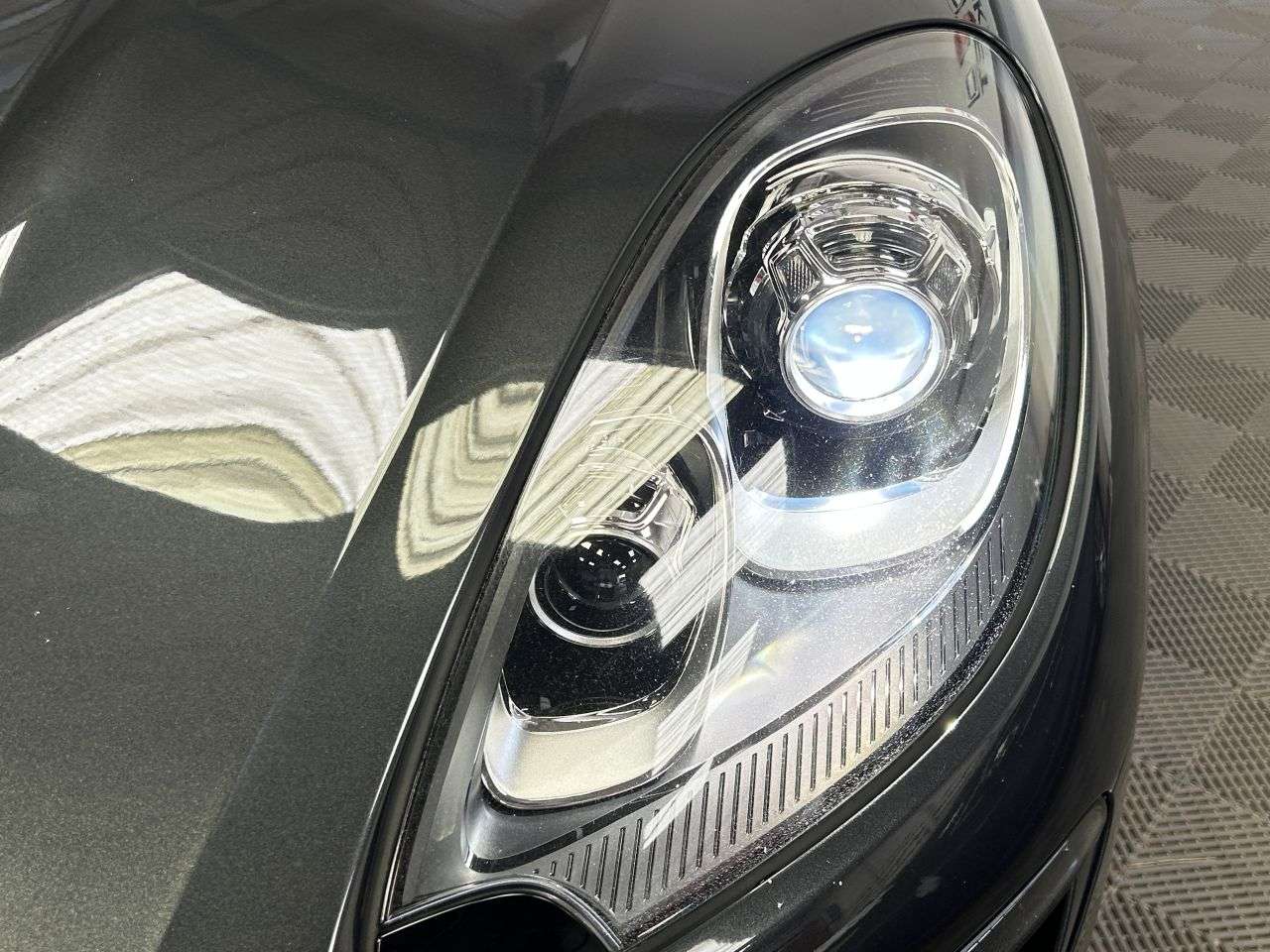 2016 PORSCHE MACAN 2016 PORSCHE MACAN