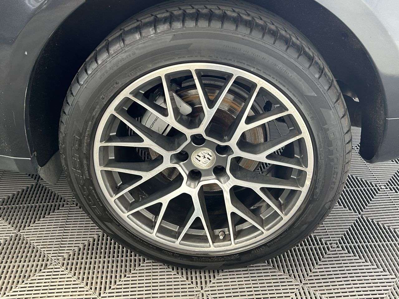 2016 PORSCHE MACAN 2016 PORSCHE MACAN