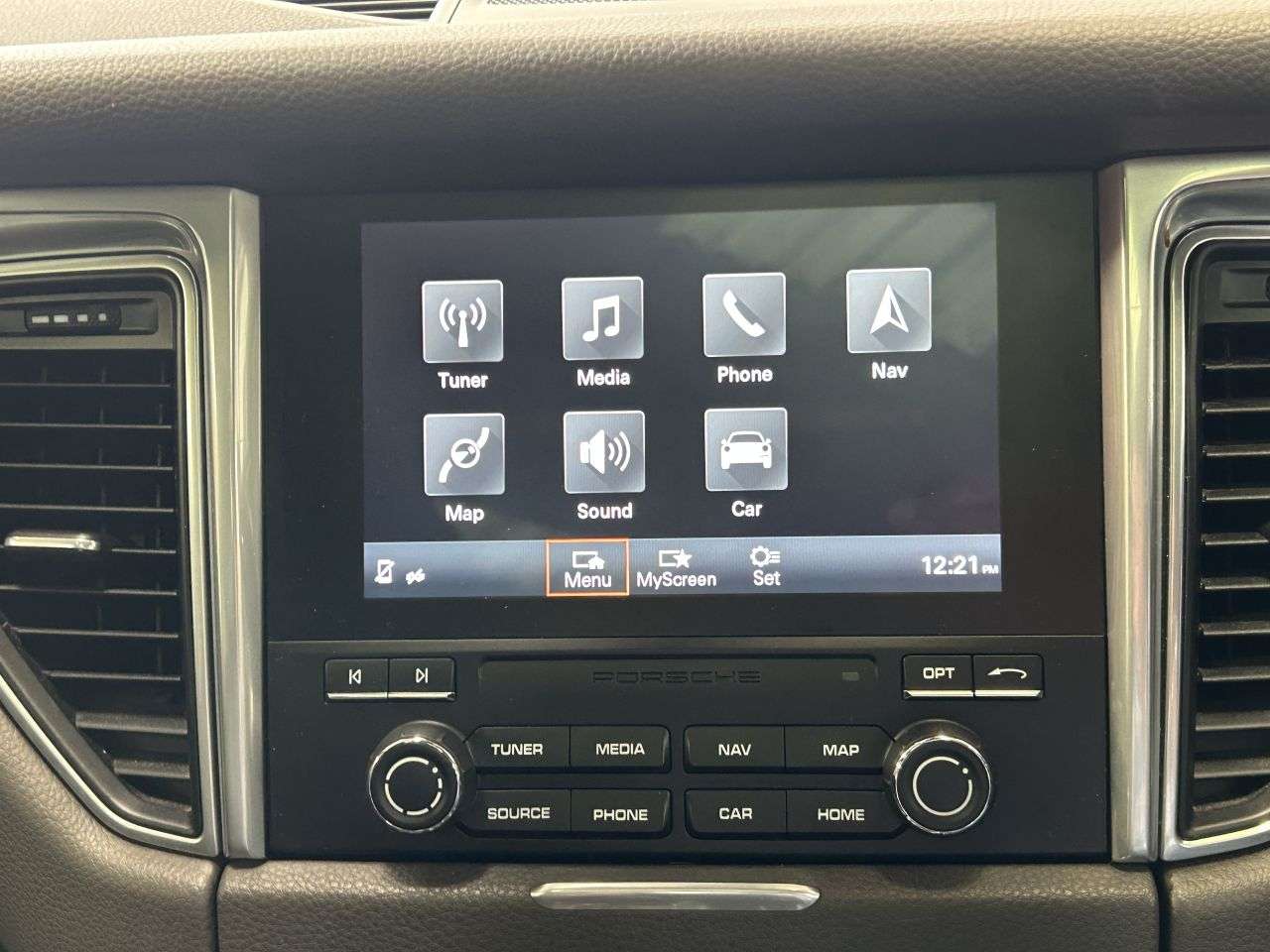 2016 PORSCHE MACAN 2016 PORSCHE MACAN