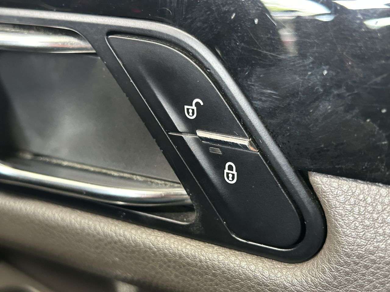 2016 PORSCHE MACAN 2016 PORSCHE MACAN