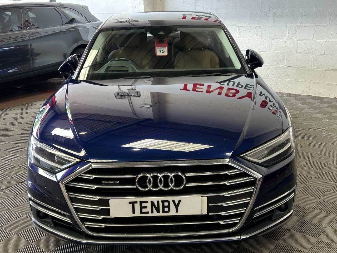 2018 AUDI A8 2018 AUDI A8