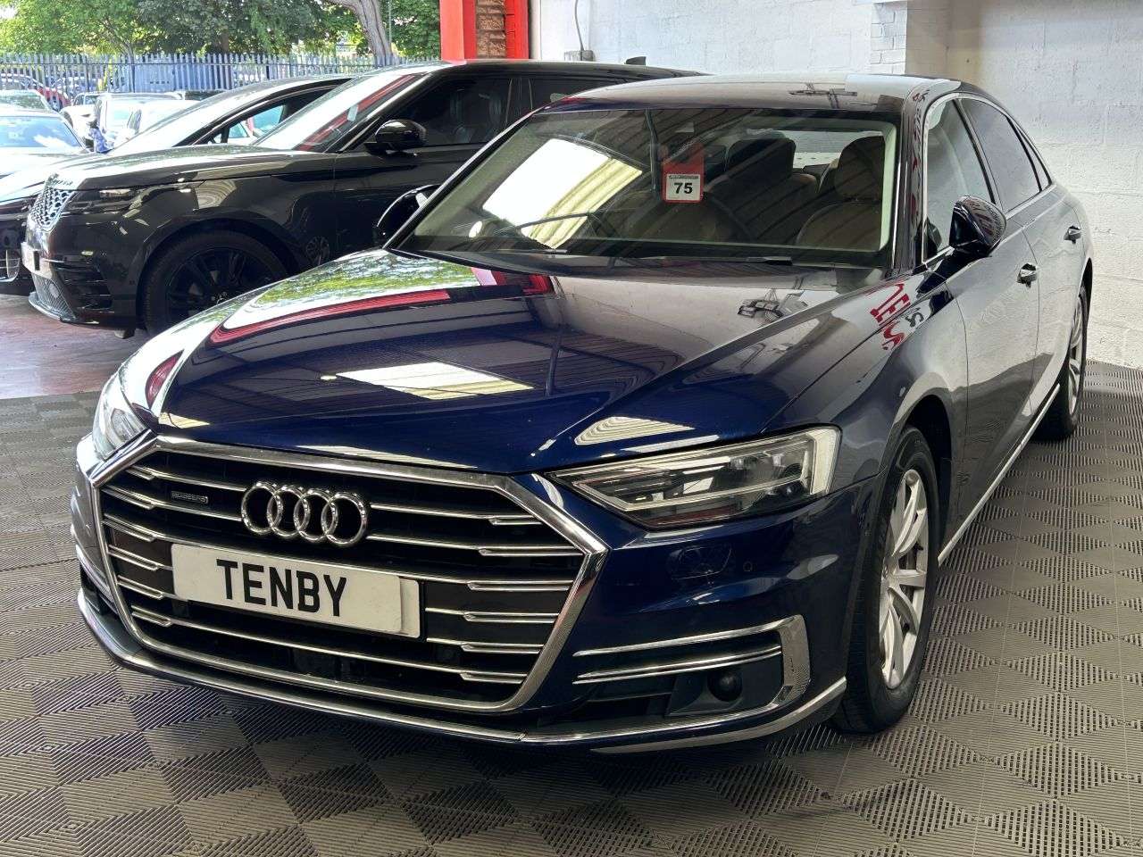 2018 AUDI A8 2018 AUDI A8