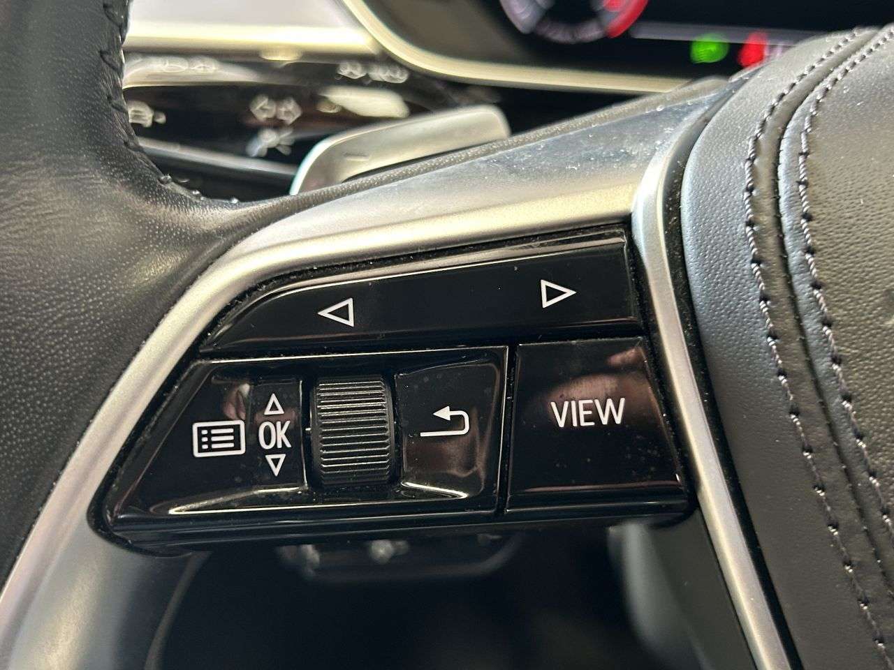 2018 AUDI A8 2018 AUDI A8